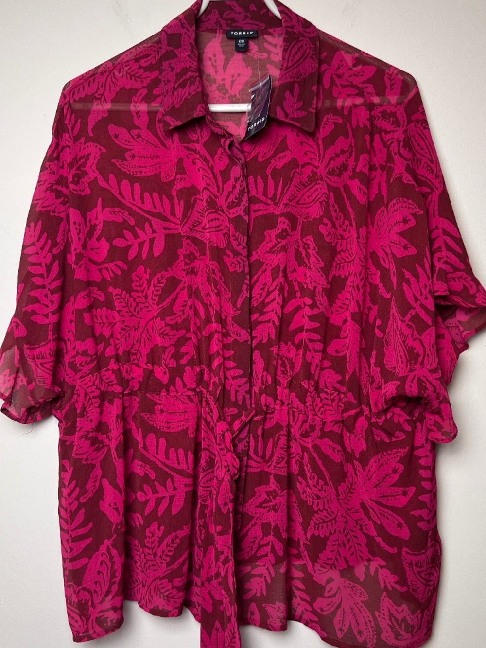 Torrid Pink AOP Floral Ruffle Button Down Women’s Blouse 00